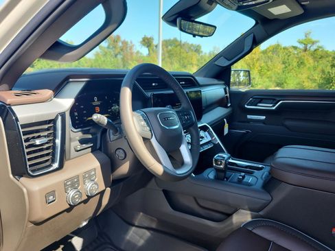 Used 2026 GMC Sierra 1500 Denali w/ Denali Reserve Package AWD/4WD image 13