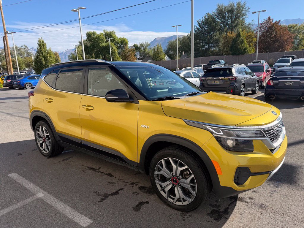 Used 2021 Kia Seltos S AWD/4WD image 6