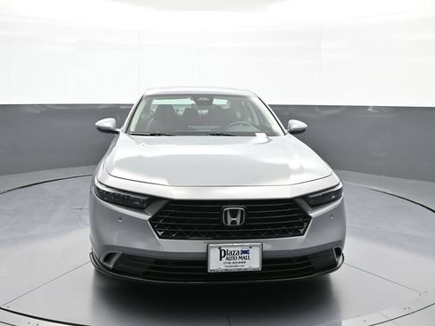 Used 2024 Honda Accord EX-L image 2