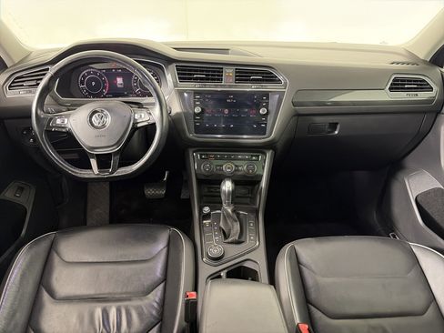 Used 2019 Volkswagen Tiguan SEL Premium image 37