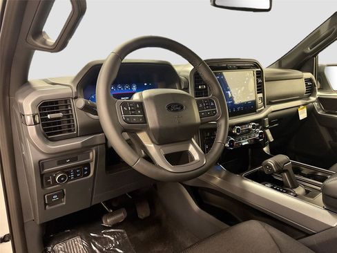 New 2026 Ford F150 XLT w/ Equipment Group 302A MID AWD/4WD image 9