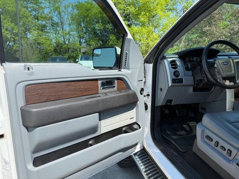 Used 2014 Ford F150 Lariat w/ Equipment Group 502A Luxury image 8