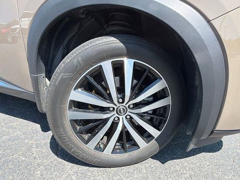 Used 2023 Nissan Pathfinder Platinum AWD/4WD image 21