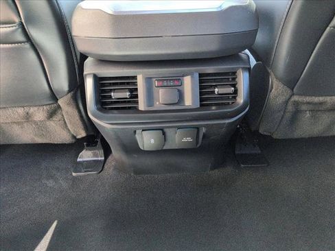 Used 2022 Ford F150 Raptor w/ Equipment Group 801A High AWD/4WD image 18