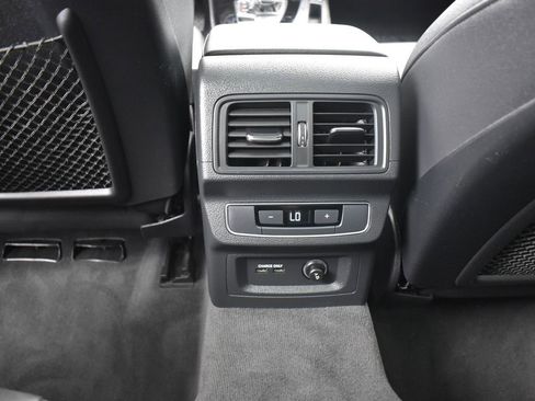 Used 2024 Audi Q5 2.0T Premium Plus image 29