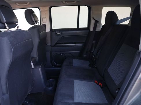 Used 2013 Jeep Patriot Latitude w/ Sun/Sound Group AWD/4WD image 20