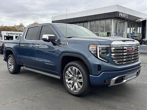 New 2026 GMC Sierra 1500 Denali w/ Denali Reserve Package AWD/4WD image 2