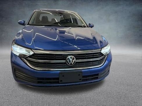 Used 2024 Volkswagen Jetta SE FWD image 14