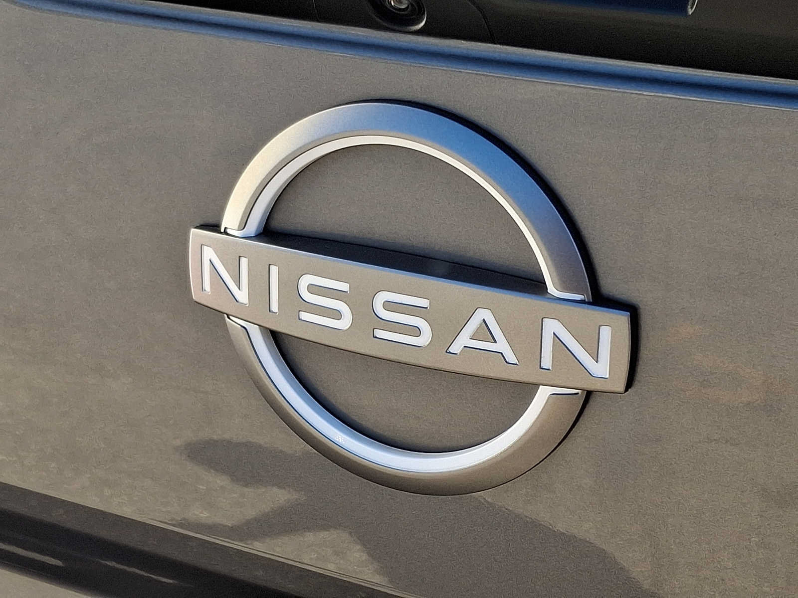 Used 2023 Nissan Frontier SV w/ Midnight Edition Package AWD/4WD image 29