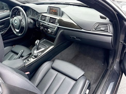 Used 2017 BMW 430i Convertible image 31