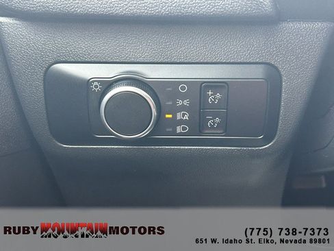 Used 2025 Ford Escape Active AWD/4WD image 15
