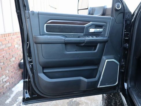 Used 2022 RAM 3500 Laramie image 10