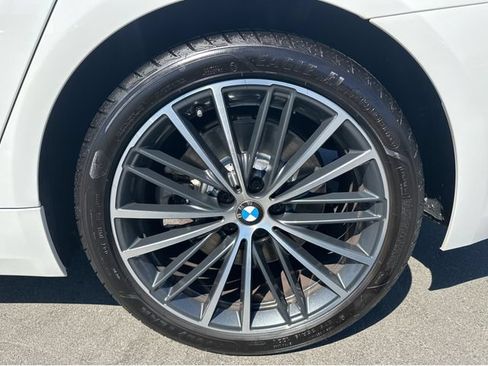 Used 2021 BMW 540i w/ Premium Package RWD image 23