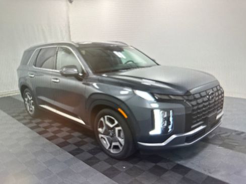 Used 2025 Hyundai Palisade Limited image 4