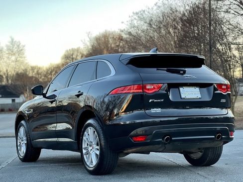 Used 2019 Jaguar F-PACE Prestige image 7