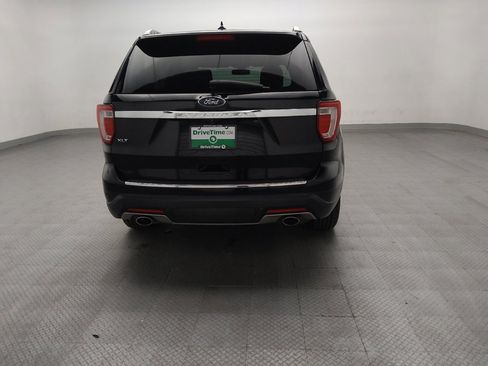 Used 2018 Ford Explorer XLT w/ Equipment Group 201A FWD image 7