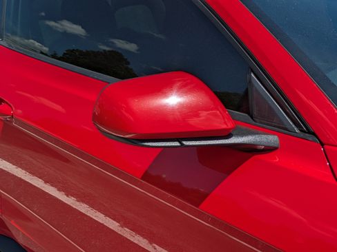 Used 2019 Ford Mustang GT RWD image 17