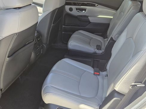 Certified 2024 Honda Pilot EX-L image 11