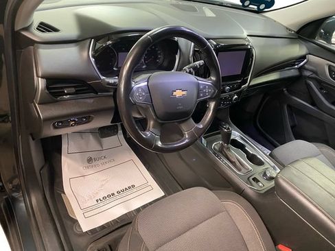 Used 2018 Chevrolet Traverse LT w/ LPO, Floor Liner Package AWD/4WD image 12