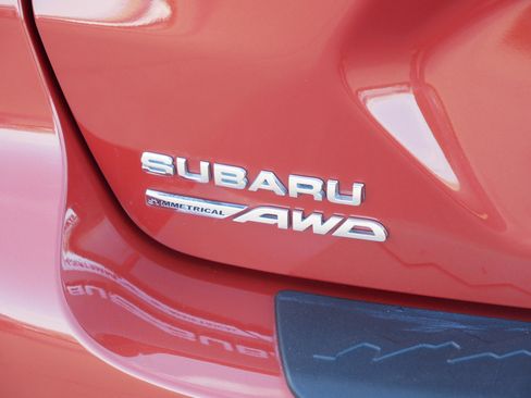 Used 2024 Subaru Crosstrek 2.0i Premium image 7