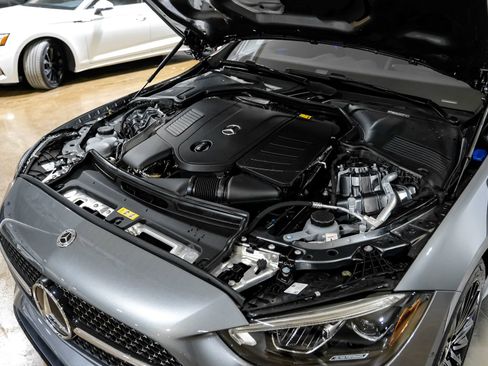 Used 2025 Mercedes-Benz C 300 4MATIC Sedan image 47