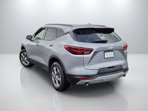 Used 2023 Chevrolet Blazer LT image 6