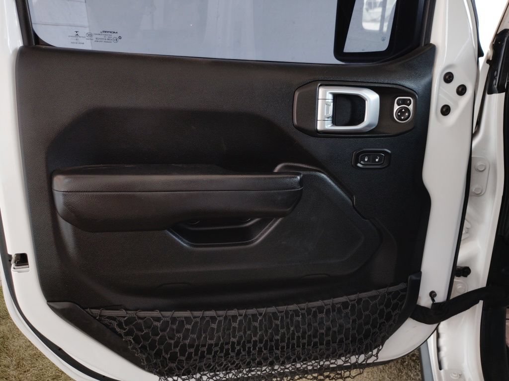 Used 2020 Jeep Wrangler Unlimited Rubicon AWD/4WD image 22