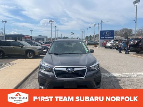 Used 2020 Subaru Forester Premium image 8
