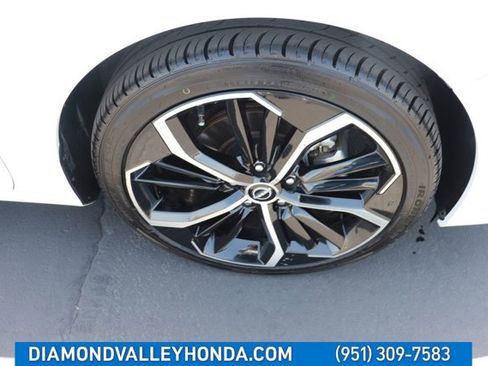 Used 2024 Nissan Altima 2.5 SR FWD image 27
