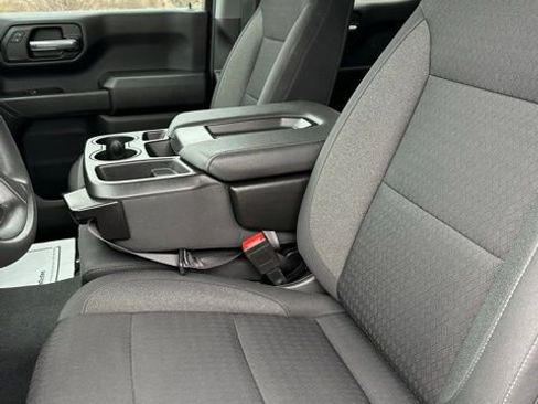 Used 2022 Chevrolet Silverado 1500 Custom image 30