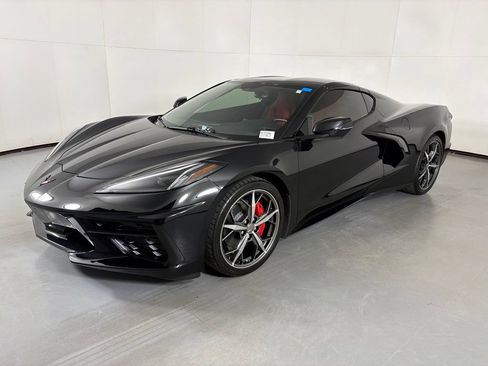 Certified 2023 Chevrolet Corvette Stingray Coupe w/ 1LT RWD image 5