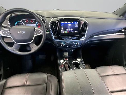 Used 2023 Chevrolet Traverse RS w/ LPO, Floor Liner Package image 7