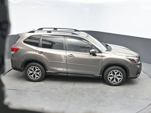 Used 2020 Subaru Forester Premium AWD/4WD image 33