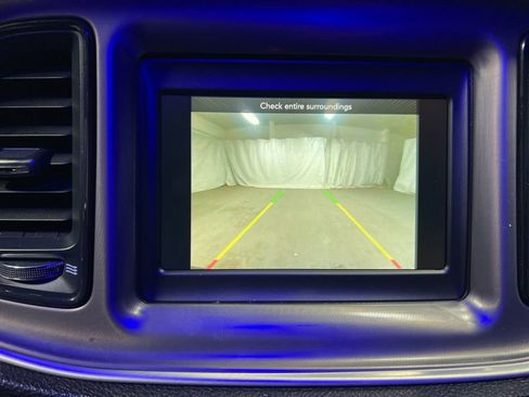 Used 2022 Dodge Challenger SXT image 28