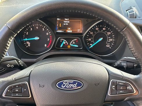 Used 2018 Ford Escape SEL image 20