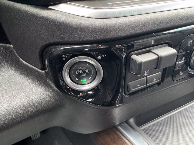 Used 2025 Chevrolet Silverado 3500 High Country w/ Technology Package AWD/4WD image 19