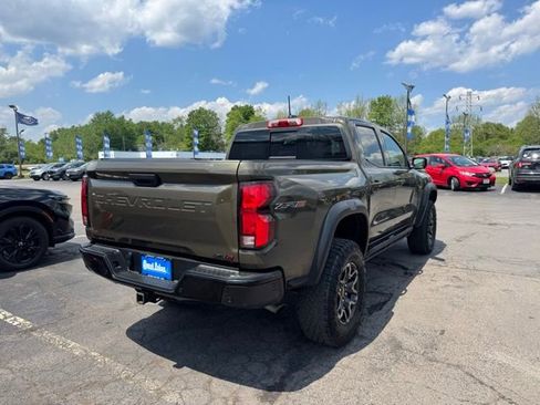 Used 2024 Chevrolet Colorado ZR2 w/ Safety Package AWD/4WD image 2