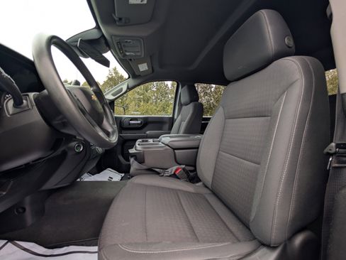 Used 2023 Chevrolet Silverado 1500 Custom image 25