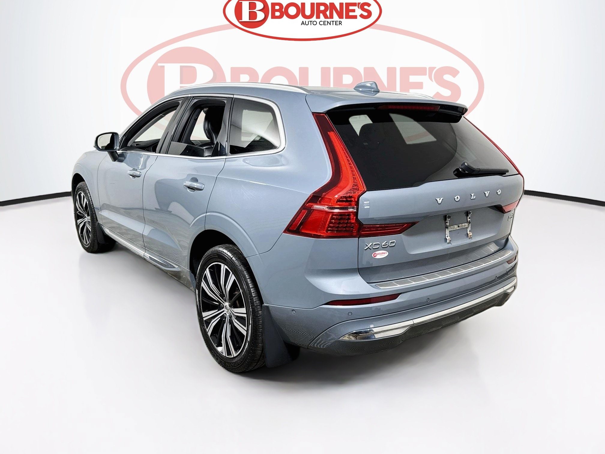 Used 2022 Volvo XC60 B5 Inscription w/ Advanced Package AWD/4WD image 10