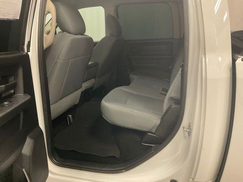 Used 2015 RAM 1500 Express AWD/4WD image 31