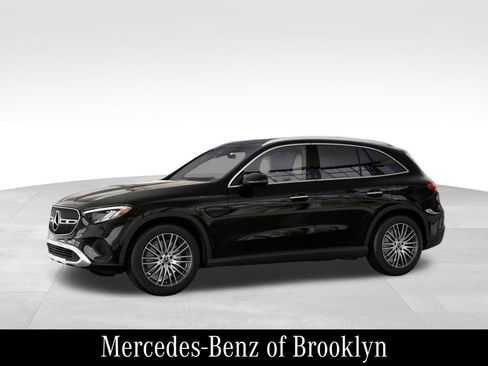Certified 2026 Mercedes-Benz GLC 300 4MATIC image 38