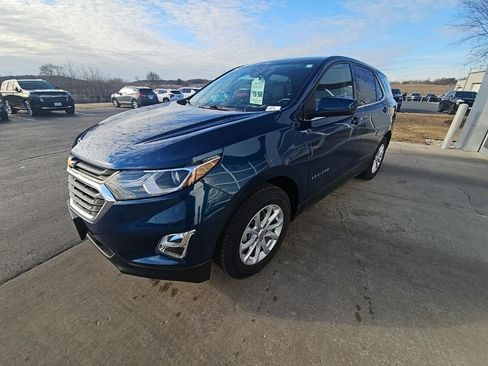 Certified 2020 Chevrolet Equinox LT image 3
