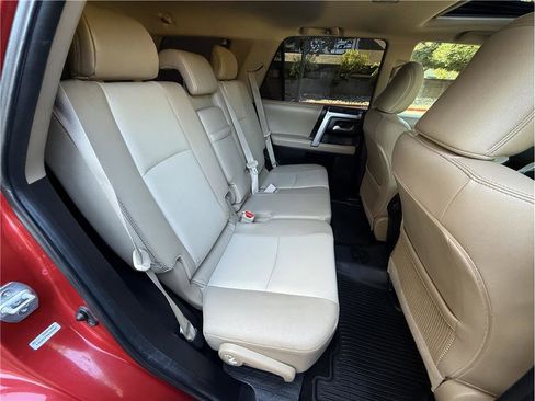 Used 2019 Toyota 4Runner SR5 Premium AWD/4WD image 27