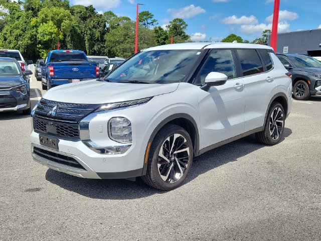 Used 2024 Mitsubishi Outlander SE AWD/4WD image 5