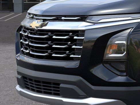New 2027 Chevrolet Equinox LT FWD image 13
