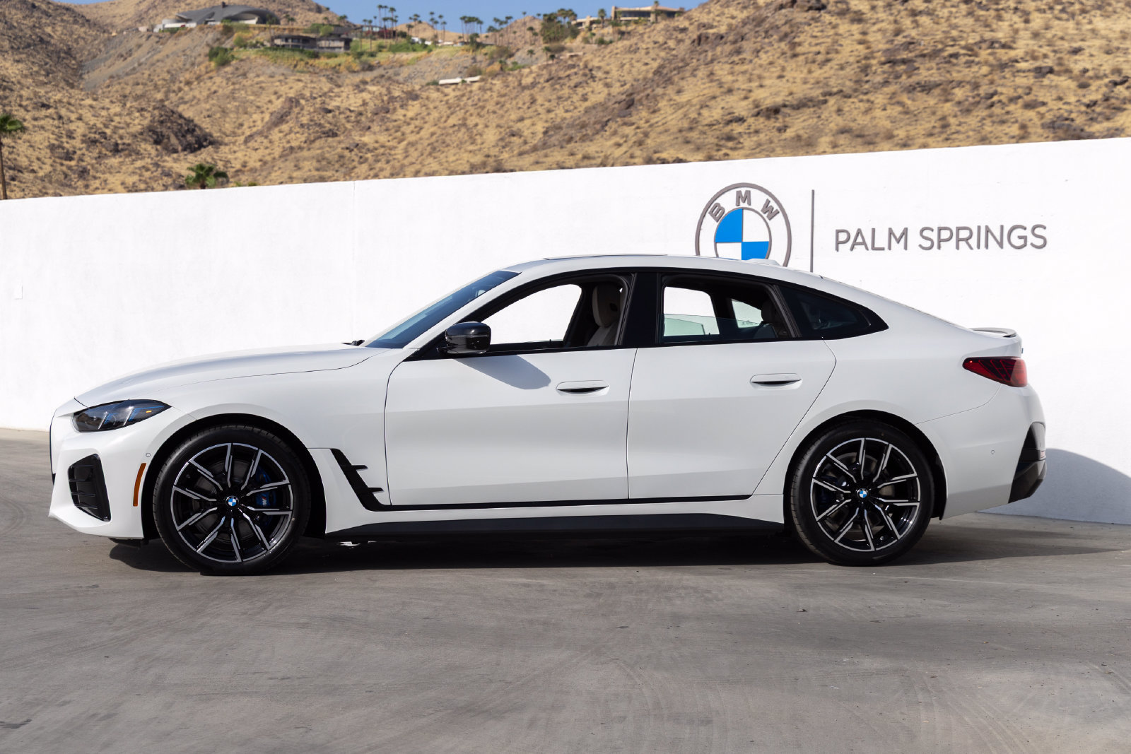 New 2026 BMW i4 eDrive40 w/ M Sport Package RWD image 3
