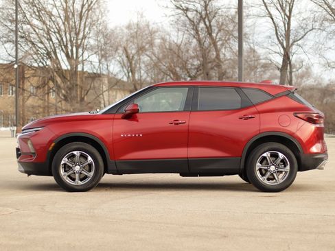 Used 2024 Chevrolet Blazer LT image 4