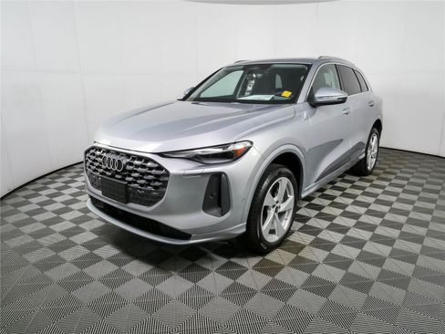 New 2026 Audi Q5 Premium AWD/4WD image 26