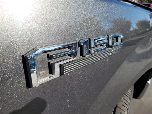 Used 2015 Ford F150 XLT w/ Equipment Group 302A Luxury image 26