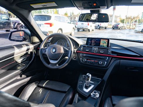 Used 2013 BMW 328i xDrive Sedan image 22